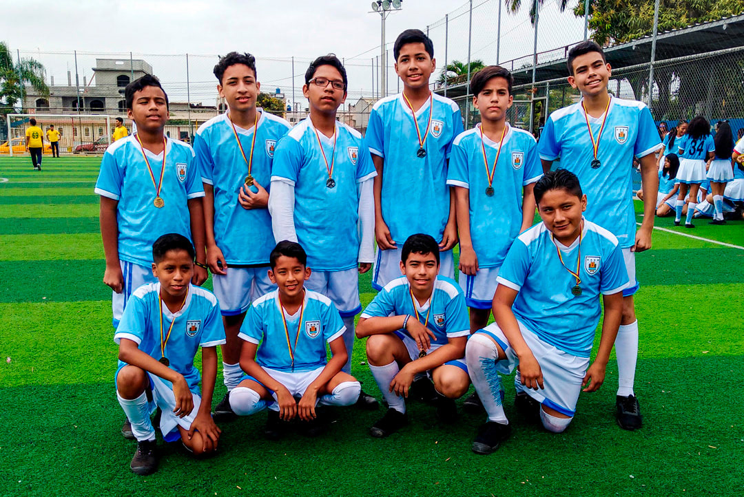 1ed57df3-4e93-43bc-94b4-2c6a0adebba8_rw_1200