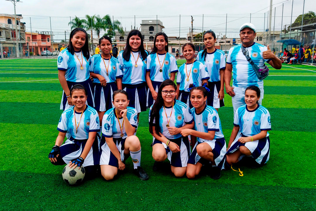 51fc60b8-d62b-49dd-ae76-b5d014290528_rw_1200